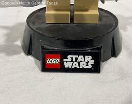 Lego Star Wars Yoda Mini Figure Light Up LED alternative image