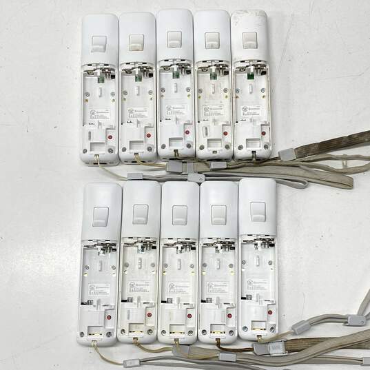 Set Of 10 Nintendo Wii Remotes For Parts/Repair- White image number 2