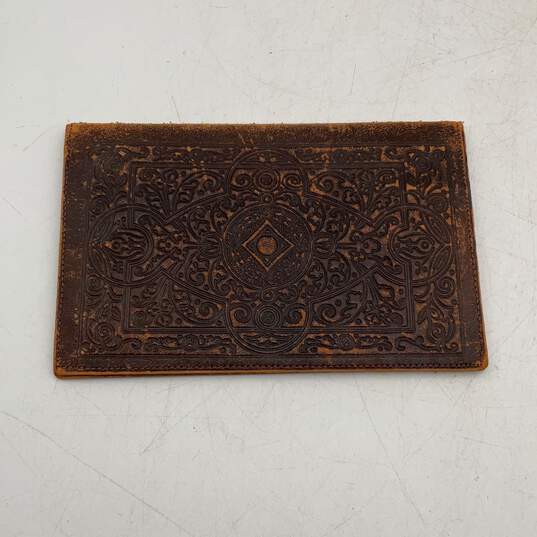Charles Singere Mens Brown Embossed Leather Slim Checkbook Bifold Wallet image number 2