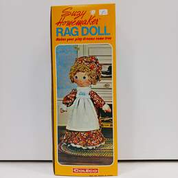 Coleco Suzy Homemaker Rag Doll alternative image
