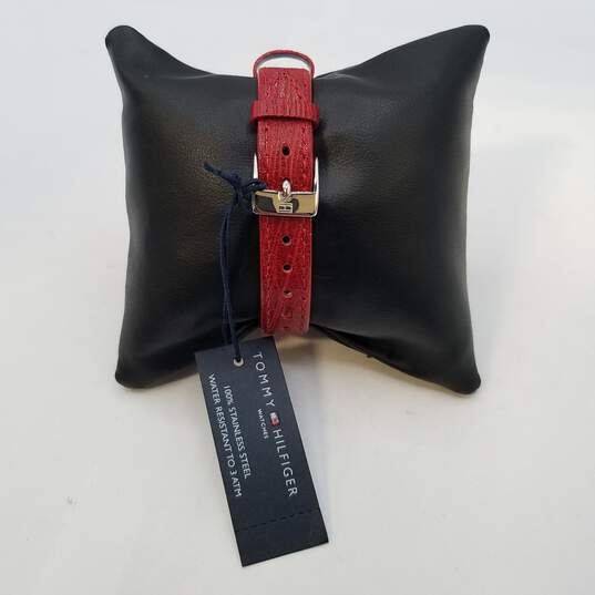 Tommy Hilfiger 20.3.14.0636 Red Bracelet Leather Analog Watch W/Tag 28g image number 6