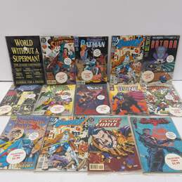 26pc Bundle of Assorted DC Comic Books alternative image
