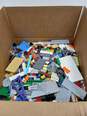10.1lbs. of Assorted Lego Building Blocks image number 1