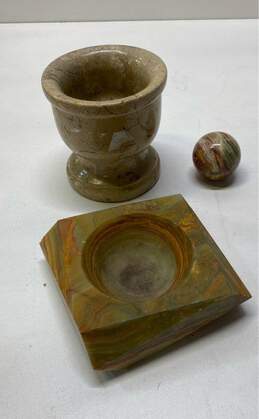 Mortar, Onyx Candle Holder and Sphere 3 Decorative Stone Crafted Décor