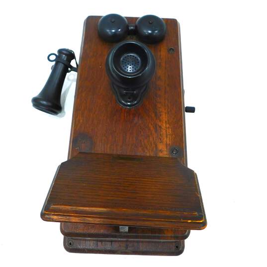 Antique Kellogg Dark Oak Wood Hand Crank Wall Telephone w/ Internals image number 2