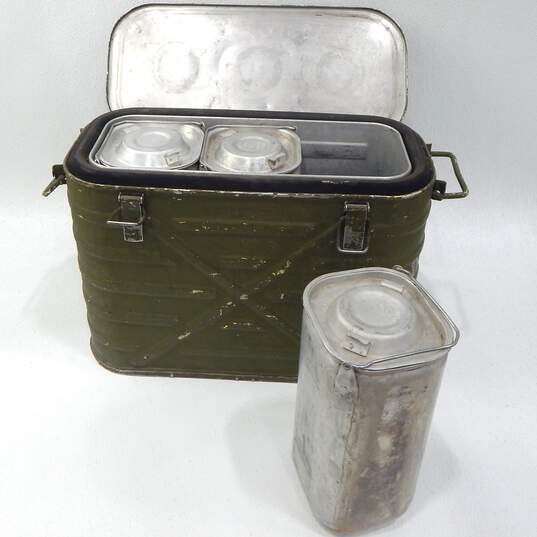 VTG 1974 U.S. Army Military Hot Cold Food Insulated Storage Container w/ Inserts image number 2