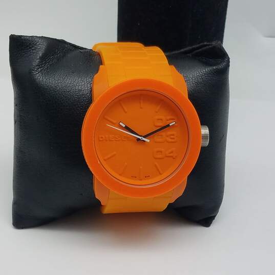 Diesel DZ-1534111201 44mm WR 165Ft Only The Brave Orange Dial Casual Watch 65g image number 3