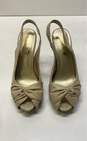 Coach and Four Tan Fabric Slingback Pump Heels Shoes Size 7.5 B image number 5
