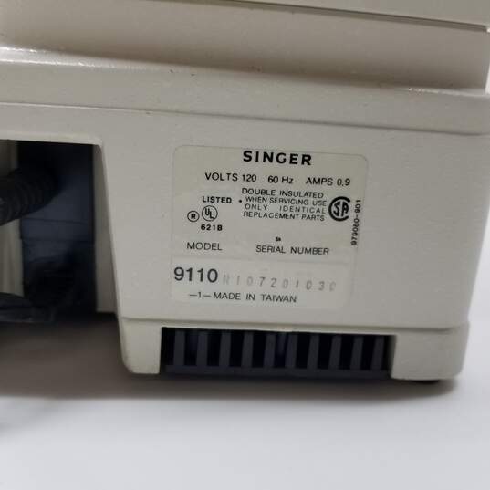 Singer SR-9000 Vintage Sewing Machine untested image number 4