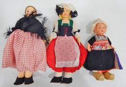 Vntg Lot Of Assorted Collector Dolls alternative image