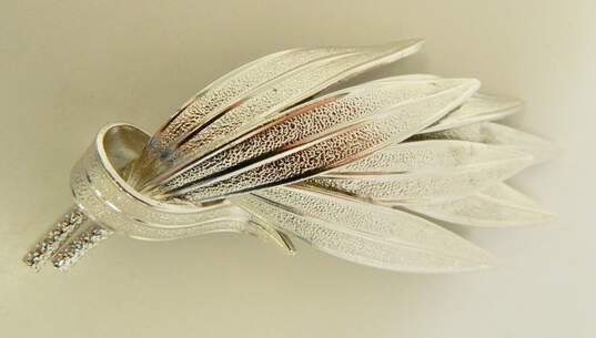 Vintage Coro Pegasus Silver Tone Brushed Leaf Brooch 19.7g image number 1