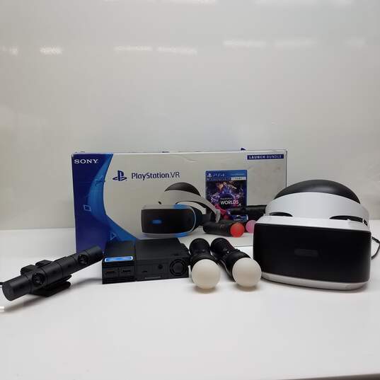 PlayStation VR image number 1