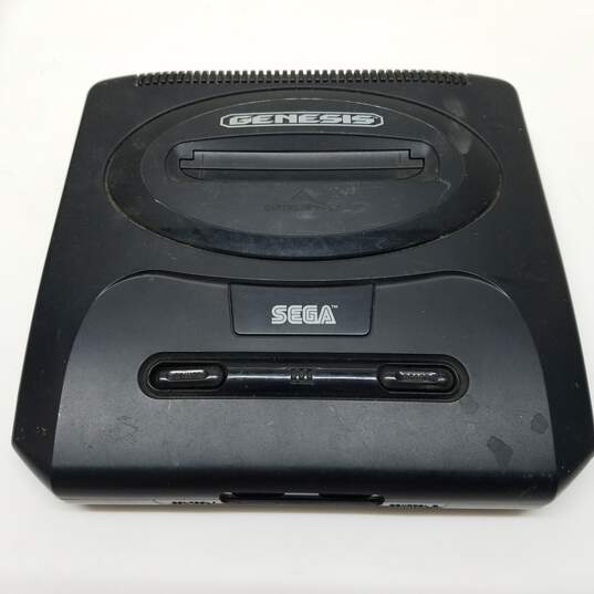 Model 2 Sega Genesis Console For Parts/Repair image number 1