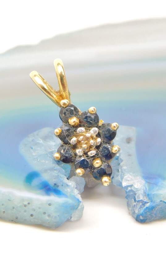 14K Gold Diamond Accent & Sapphire Cluster Pendant 1.4g image number 1