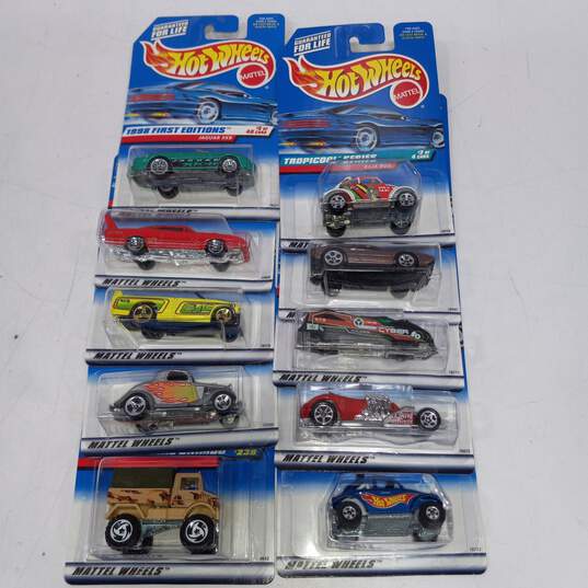 Lot Of Assorted Hot Wheels Cars IOBs image number 4