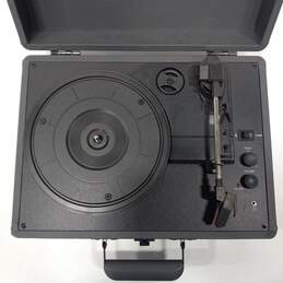 Crosley Suitcase Record Player Portable CR8005D-SG alternative image