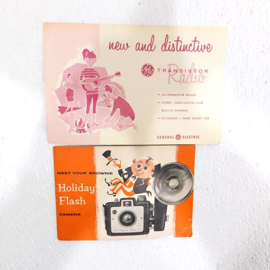 Vintage Kodak Brownie Holiday Flash Film Camera With Flash & Bag image number 14