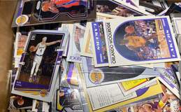 Los Angeles Lakers Basketball Cards alternative image