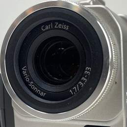 Sony Handycam DCR-TRV9 MiniDV Camcorder (For Parts or Repair) alternative image