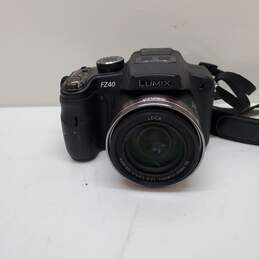 Panasonic Lumix DMC-FZ40 Digital Camera 14.1MP Black alternative image