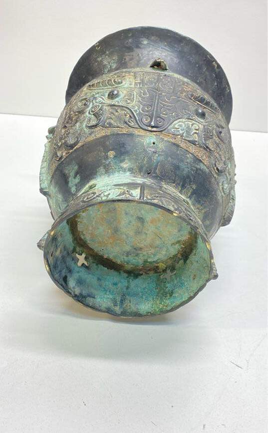 Oriental Bronzeware11.5 inch Tall Archaistic Vessel Decorative Metal Vase image number 7