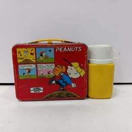 Vintage Thermos Peanuts Metal Lunch Box w/Thermos
