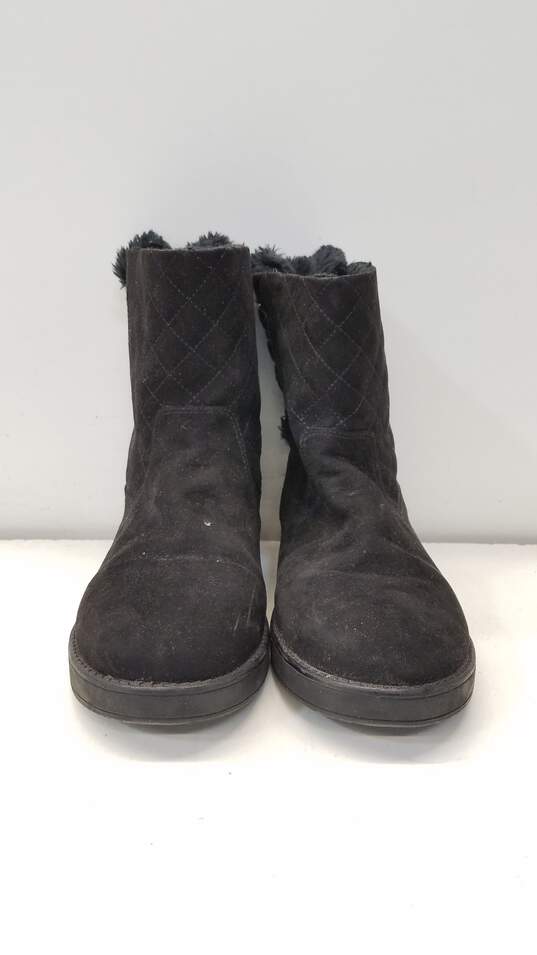 GUESS Black Faux Shearling Back Lace Ankle Boots Women's Size 8 M image number 6