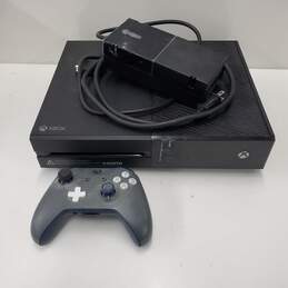 Microsoft Xbox One 500GB Console and Controller Bundle