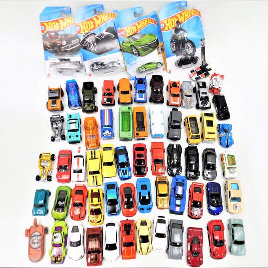 Lot of 64 Mattel Hot Wheels Modern Die Cast Toy Cars image number 1