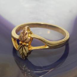 Landstom's 10K Yellow Gold Ring Size 6.75