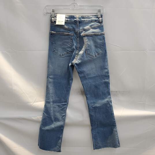 Zara Mid Rise Crop Flare Blue Jeans NWT US Size 2 image number 2