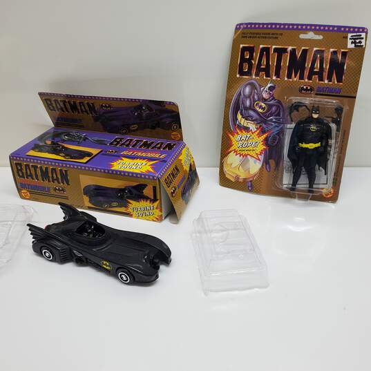 Buy the VTG. Batman Bundle Toy Biz: Batman Action Figure(Sealed) + Turbine Sound  Batmobile Car (1989) IOB+ | GoodwillFinds