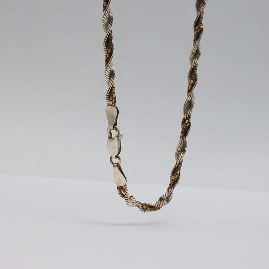 S.U> Sterling Silver Box Twist Herringbone 17 Inch Chain Necklace 13.6g image number 4