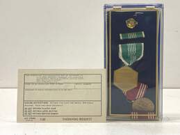 Military Memorabilia Decoration Lot of 2 Vintage Service Medals with Case