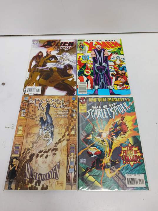 11pc Lot of Assorted Softcover Comic Books image number 3