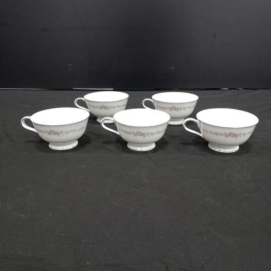 Bundle of 5 Noritake Rosepoint Teacups image number 1