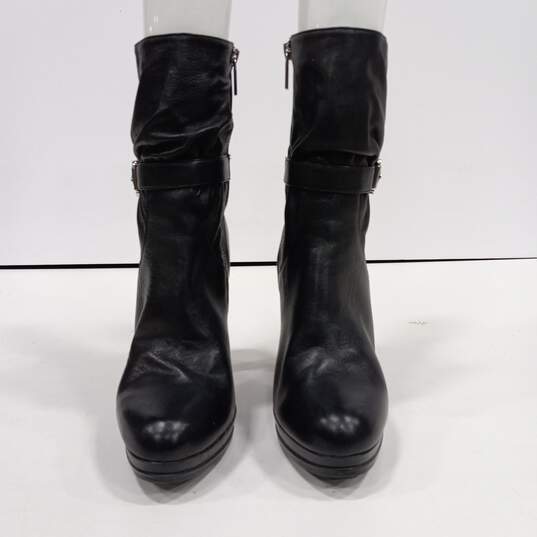 Women's Michael Kors VERONICA Black Leather Ankle Boots Size 8M image number 4
