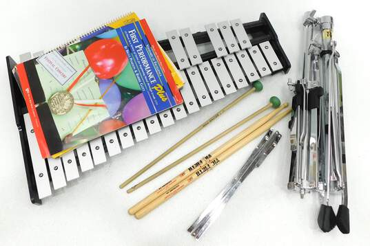 Vic Firth Brand 32-Key Model Metal Glockenspiel Set w/ Case and Accessories image number 3