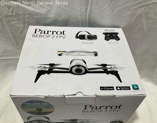 Parrot BEBOP 2 FPV DRONE image number 2