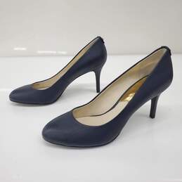 Michael Kors Women's Navy Blue Leather Round Toe Pumps Size 9.5 alternative image