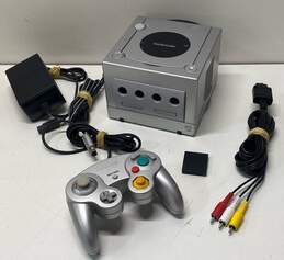 Nintendo GameCube Console w/ Accessories- Platinum