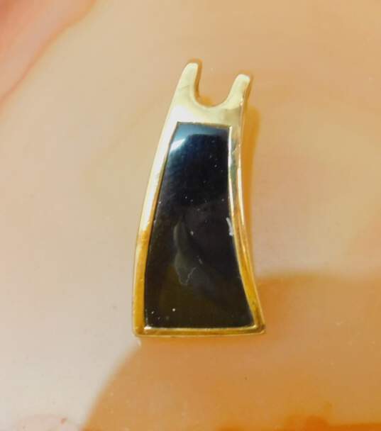 14K Gold Onyx & Mother of Pearl Shell Curved Loop Reversible Pendant 3.8g image number 2