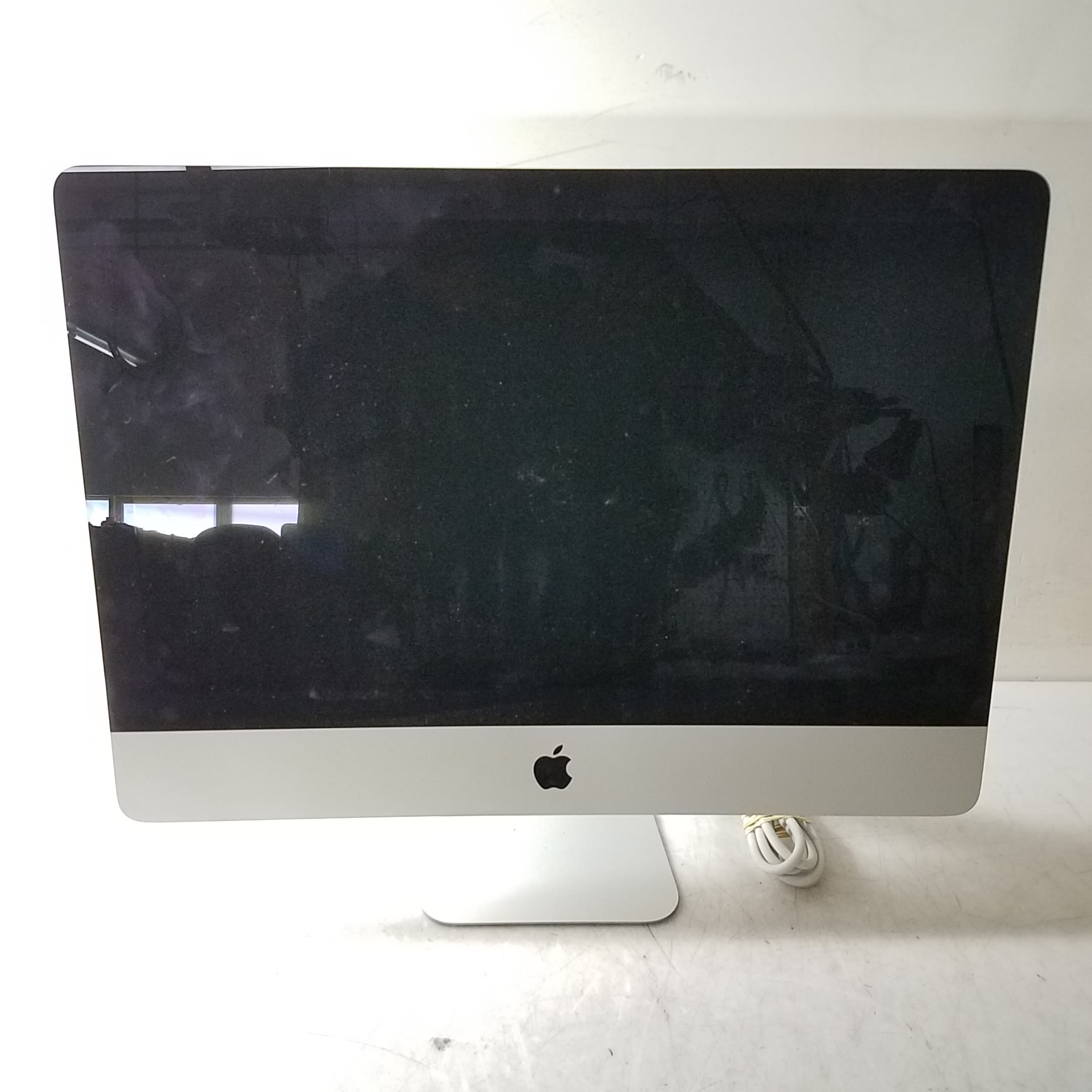 Buy the Apple iMac Core i5 2.7GHz 21.5 inch (Late 2013) Storage