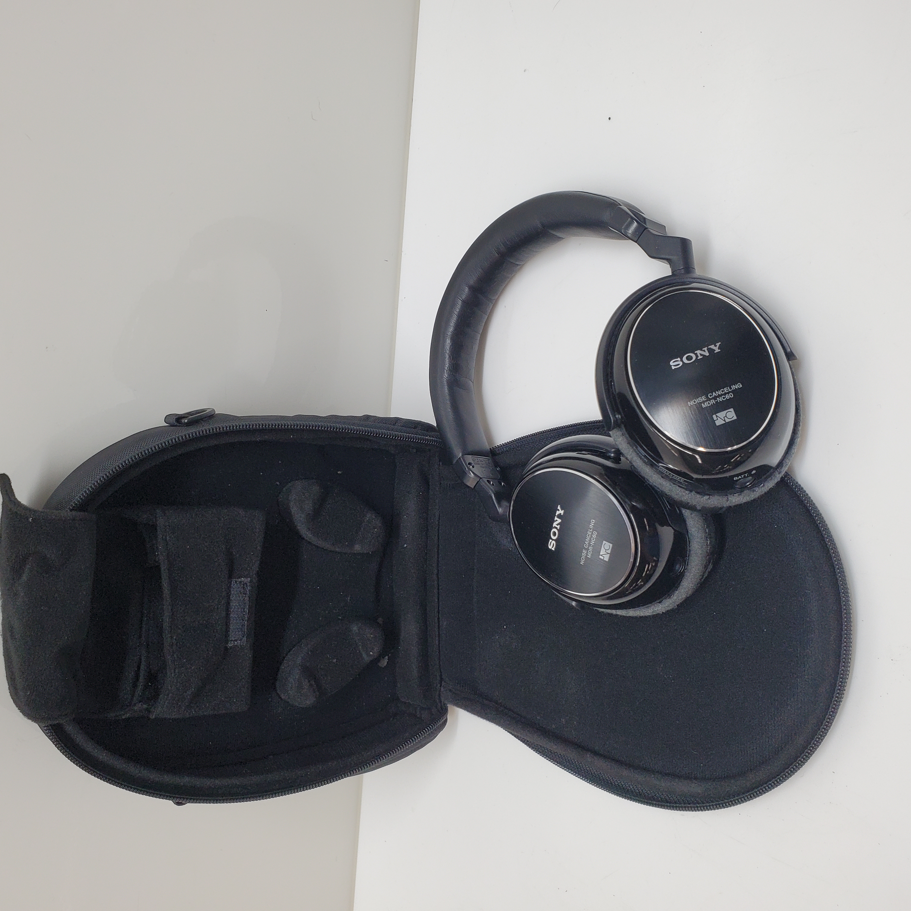 Buy Sony MDR-NC60 Black Headband Noise Cancelling *No Cords Untested P/R  Headphones for USD 15.99 | GoodwillFinds