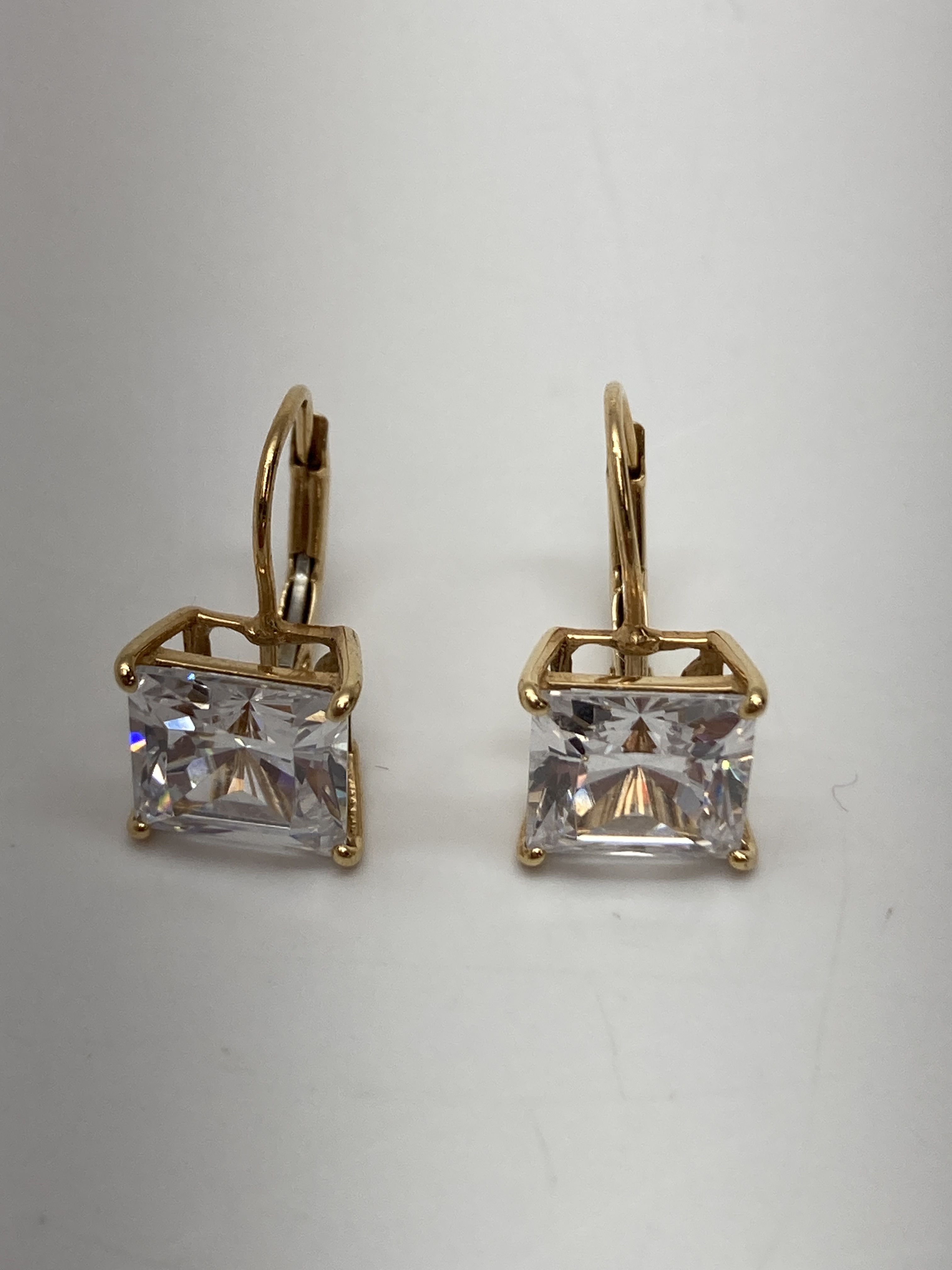 Buy the 14K Yellow Gold Princess Cut Cubic Zirconia Lever Back Earrings ...