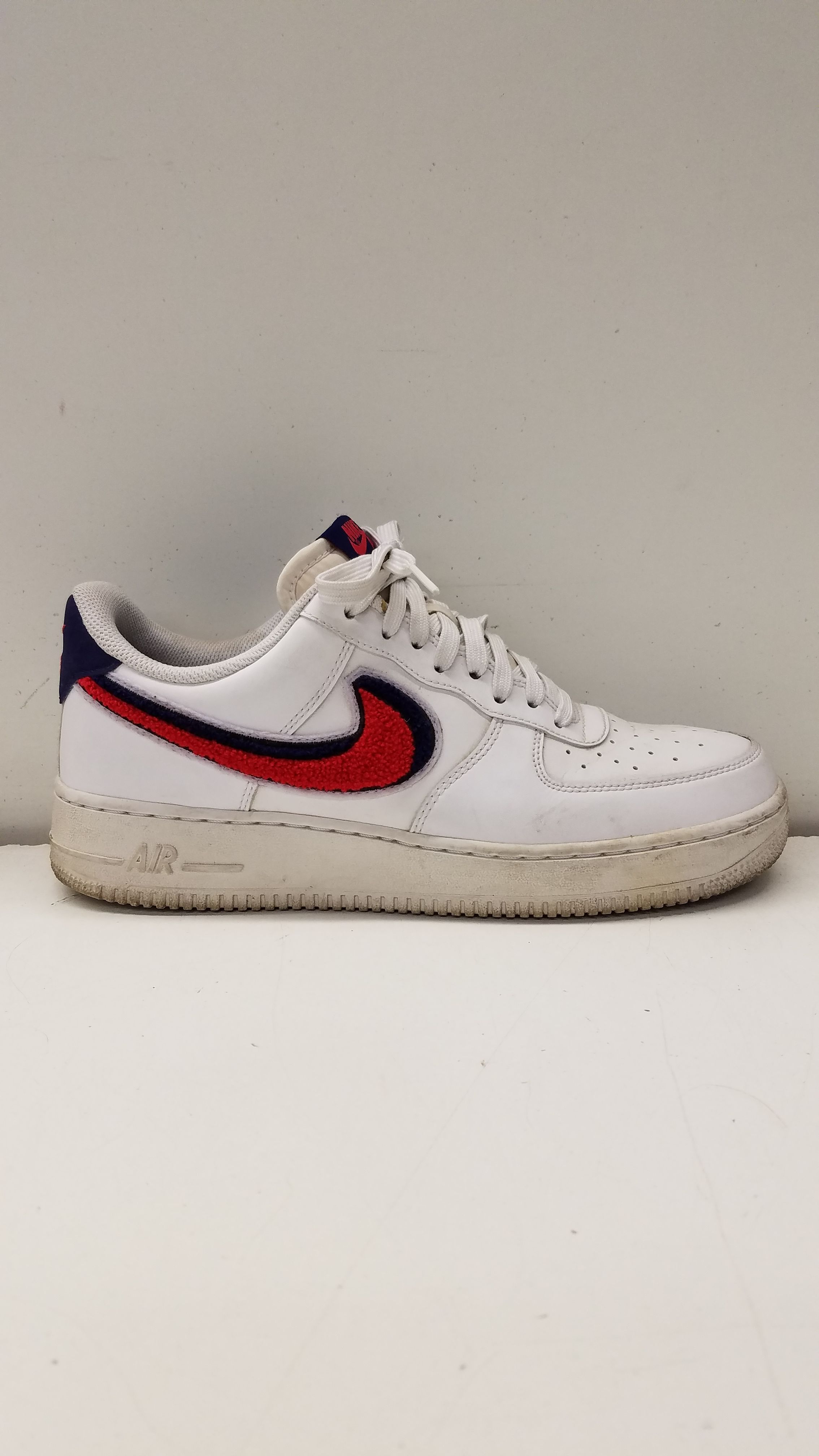 Buy the Nike Air Force 1 Low 3D Chenille Swoosh White Red Blue 