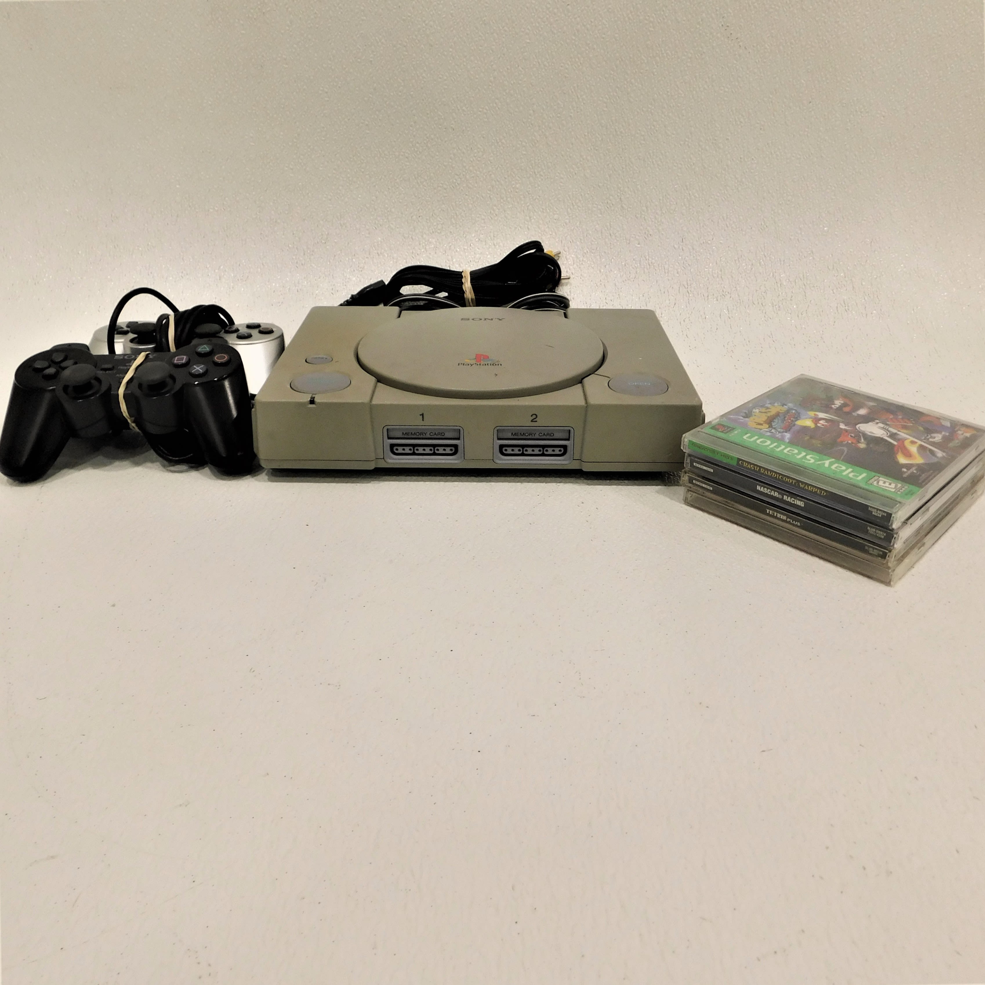 PlayStation 1 PS1 Video Game Console Plus 2 Controllers