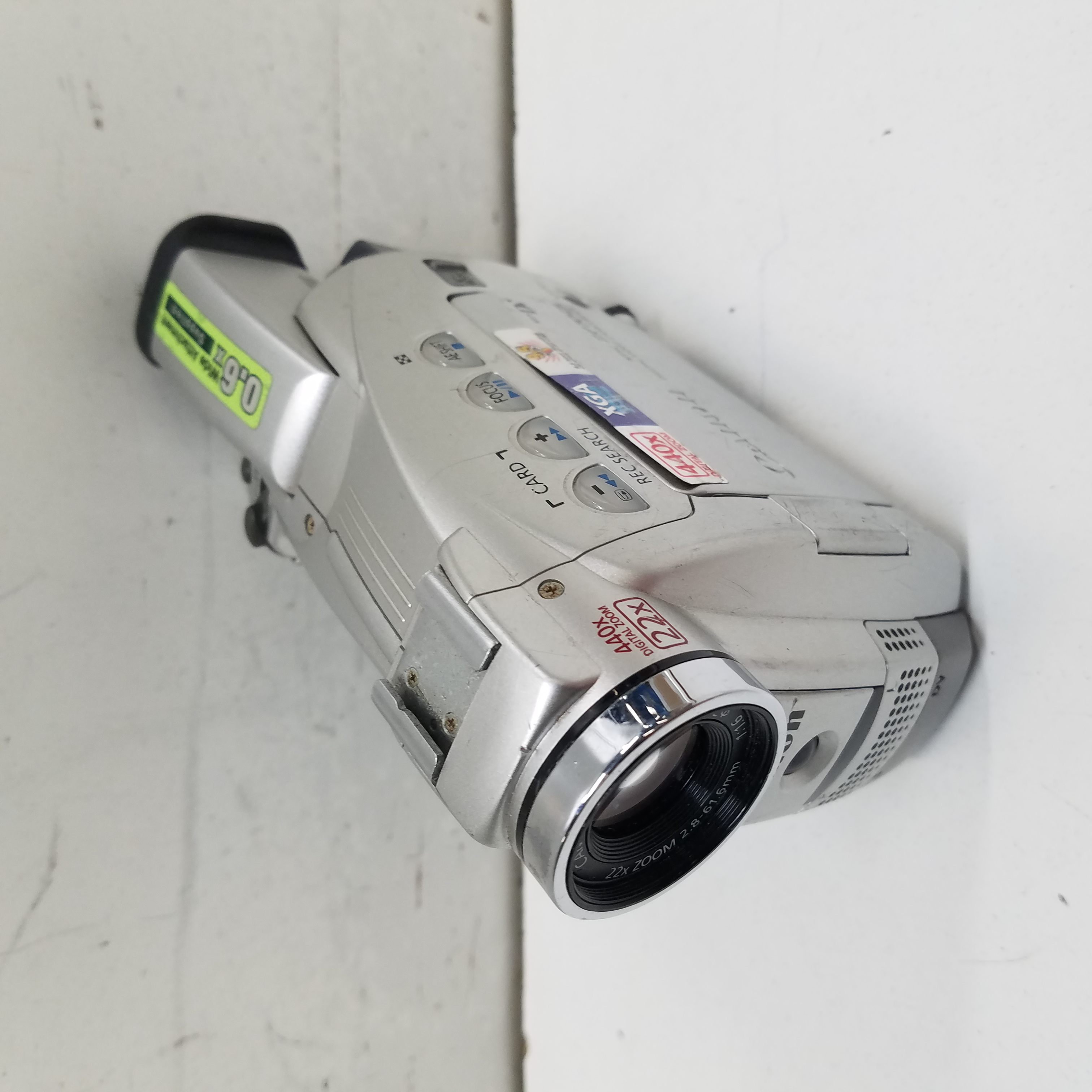 canon zr70 camcorder