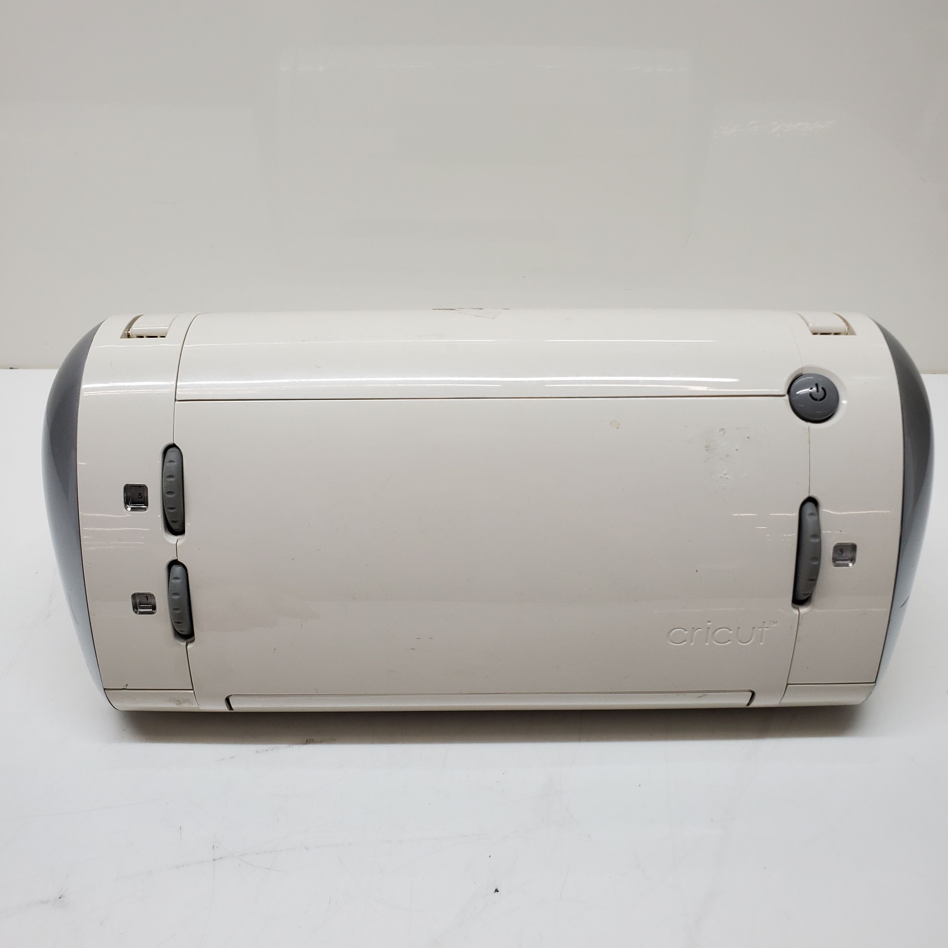 Buy the Cricut Expression Cutting Machine CRV001