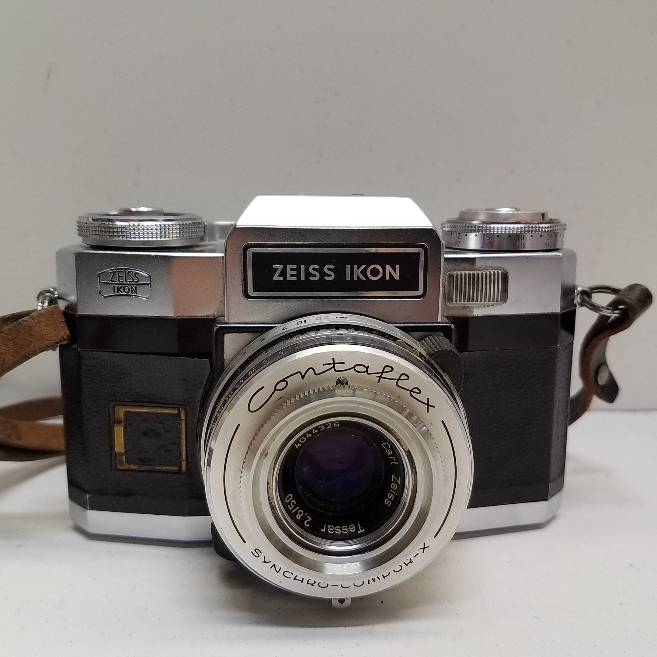 Buy The Zeiss Ikon Contaflex S Matic 35mm Camera | GoodwillFinds